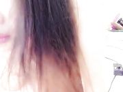 风骚少妇自慰棒插穴大秀 展示自己的一筐子自慰棒 确实很骚啊