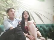 约极品萝莉裙小姐姐白嫩美乳翘屁股后入撞击