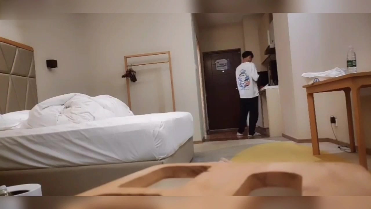 温柔娇嫩的极品大学生妹子