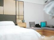 极品女神坐在身上拨弄奶头超近距离特写深喉