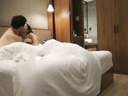 约良家鸭舌帽美少妇打扑克打到床上抱着屁股操01