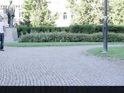 她是个书呆子戴眼镜的甜心喜欢做爱