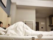 鸭哥寻欢穿上全套情趣装掰穴舔逼足交调情01