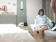 约高端外围甜美短发气质邻家女神舔穴口交啪啪