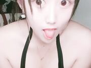 36E巨乳女仆超肥穴骚逼淫荡诱01