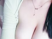 清纯美妞一线天粉穴手指揉搓磨蹭洞口02