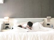 ktv勾搭的小嫩妹粉乳苗条青春气息浓郁