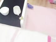 深喉口交让小哥撅着屁股给她舔菊花真骚02