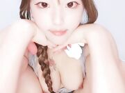 电动假屌骑坐插穴掰开看洞洞很小爸爸操我