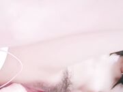 18小美女年龄不大挺会玩假屌按摩器道具齐全