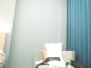 约兼职女模特穿上性感黑丝调情舌吻后入干射