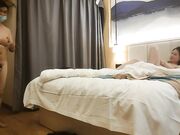 流浪的交际花酒店玩弄鸡巴慢慢深入