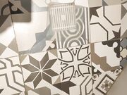 爱情故事网恋奔现勾搭饥渴人妻酒店开房站着操