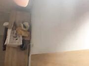 大奶美女炮友带项圈鞭子抽打无毛美穴主动骑坐