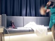 约高颜值御姐掰穴舔逼近距离拍摄站立侧入