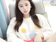 长相甜美的女神级别国产妹子跳蛋自慰毛毛原生态跳蛋上都是水