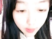 爆炒法系小仙女椅子上直播叉腿玩穴高潮不断呻吟