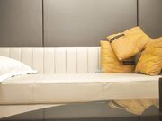 精品外围小姐姐一对大胸真闪亮沙发性爱超清镜头完美