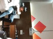 3000网约外围嫩妹 身材苗条 蜂腰翘臀小荡妇 沙发调情舌吻抠穴