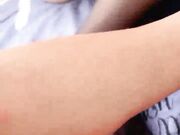 年轻嫩妹子和男友啪啪做爱黑丝足交后入大肥臀