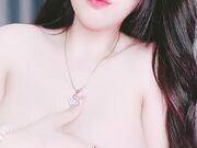 甜美混血美少女全身粉嫩无毛逼逼超嫩掰开小穴