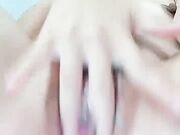 小少妇露脸淫声荡语求狼友指挥抠逼玩弄