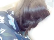 清纯师范大学美女酒店援交土豪床上被内射2次后换上黑丝开档袜趴在天窗上又被狂操一次,小逼真诱人,国语!