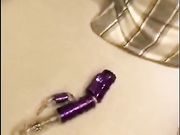 美女主播故意弄坏震动棒打电话让快递员上门退货然后色诱快递哥啪啪太有才了对白精彩