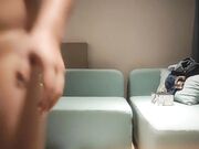 加钱哥酒店约操2000白嫩人妻沙发性爱打桩02