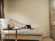 高素质外围妹子沙发舌吻调情舔屌口交侧入