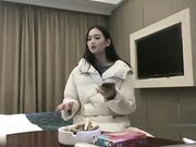 苗条身材妹子啪啪翘起屁股口交上位骑坐后入