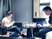 探花约高颜值妹子穿上丝袜骑乘调情69口交