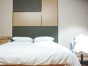 开发探索 坐在身上揉捏奶子屁股磨蹭有点骚