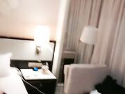 骚货巨乳模特约两个壮男直播做爱前吃后怼