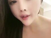 尤物女神巨乳肥臀炮友操逼埋头吸吮大屌骑乘