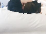 风骚姐妹花露脸伺候小哥哥玩双飞上位干射了