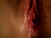 台湾情侣真实自拍 缺钱想买重机和女友自拍特写性爱影片