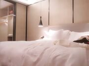 小宝寻花骚货太会撩小宝根本招架不住伺候得到高潮