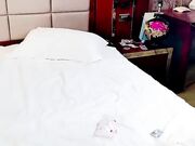 贫乳女神大鸡巴挑逗淫穴掰逼展示抽插性高潮