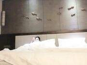 高颜值马尾妹子啪啪 舔弄口交侧入抬腿抽插后入大力猛操