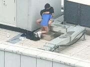 天台门事件中学情侣翘课跑到商场天台啪啪解锁各种姿势围观吃瓜群众看得口干舌燥