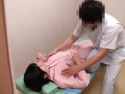 我妻子的继子嫉妒我的女儿 她和我2