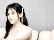 黑丝人妻少妇酒店约啪小哥 全程露脸给小哥舔乳头1