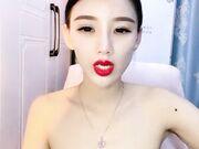 男人们的爱妃坐骑掰穴展示鲜红阴蒂