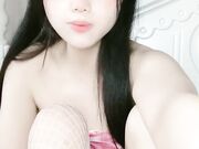 极品小美女的诱惑脱光了听狼友指挥揉奶玩逼