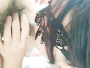 个年轻的小嫩妹 制服诱惑让小哥轮着玩弄 骚逼特写展示 淫声荡语不断口交大鸡巴