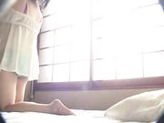 很好奇她的嘴唇 她私自吻了我1