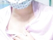 身材苗条风骚主播姗姗一多自慰大秀 靠在床边自慰插穴 木耳漂亮很是淫荡