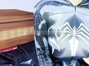 撅高高屁股粉嫩小穴湿粘淫汁美腿肩上扛爆操_颤挛高潮