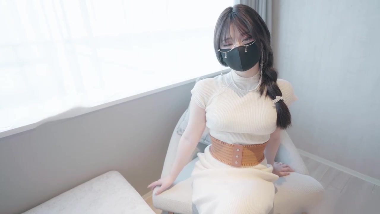 娜娜牛奶妈妈大骚逼必须内射他